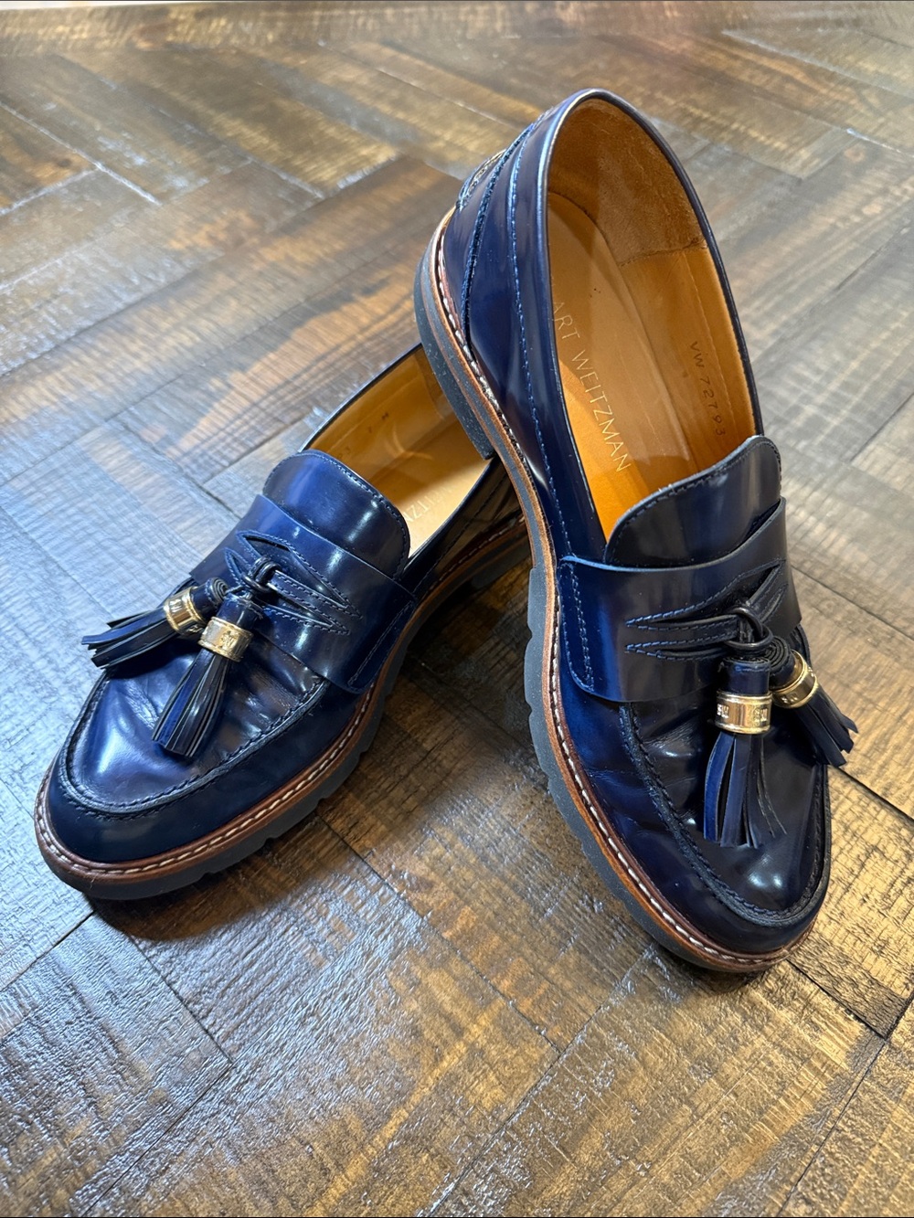 Stuart Weitzman Manila Navy Leather Tassel Loafers Size 7 Old Money